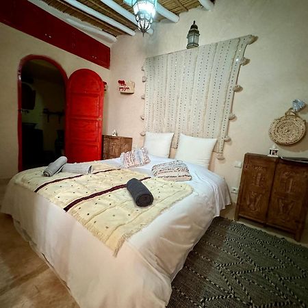 Jenny Lynn Hotel Tazrou Kültér fotó