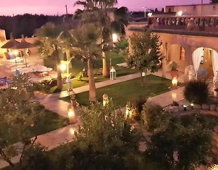 Jenny Lynn Hotel Tazrou Kültér fotó