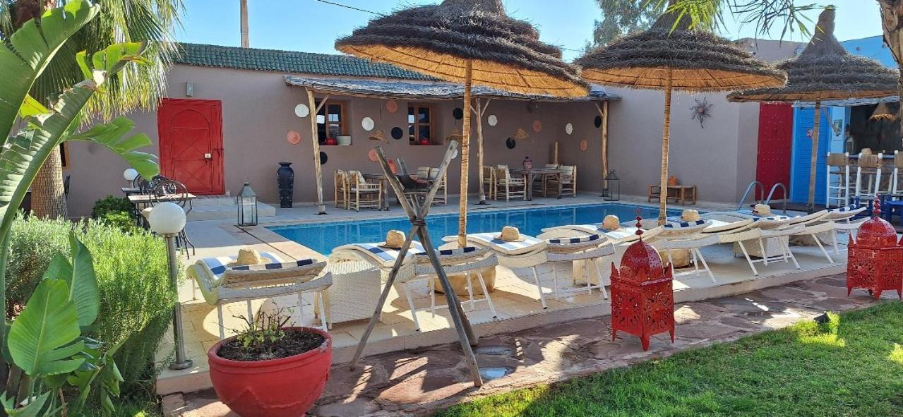 Jenny Lynn Hotel Tazrou Kültér fotó