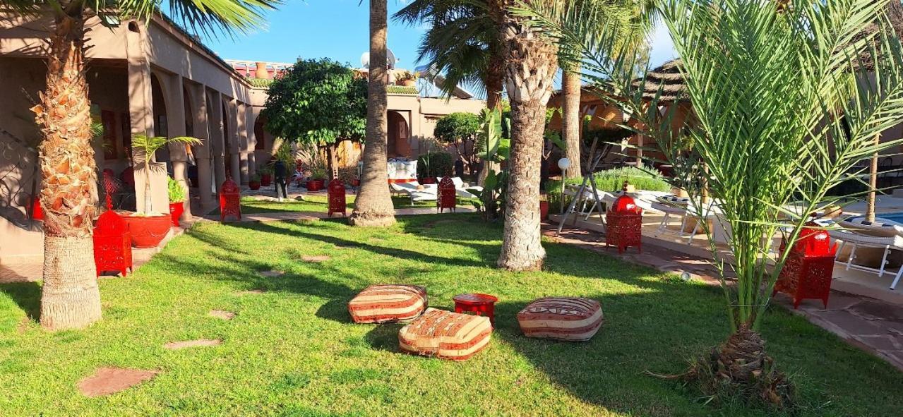 Jenny Lynn Hotel Tazrou Kültér fotó