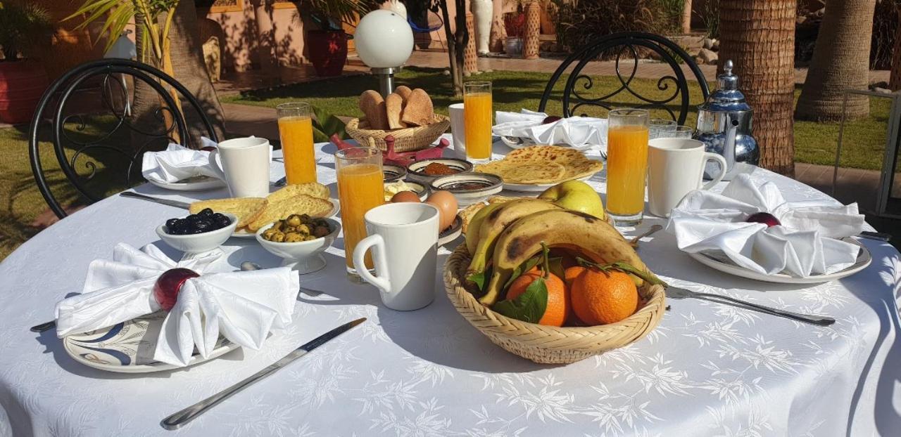 Jenny Lynn Hotel Tazrou Kültér fotó