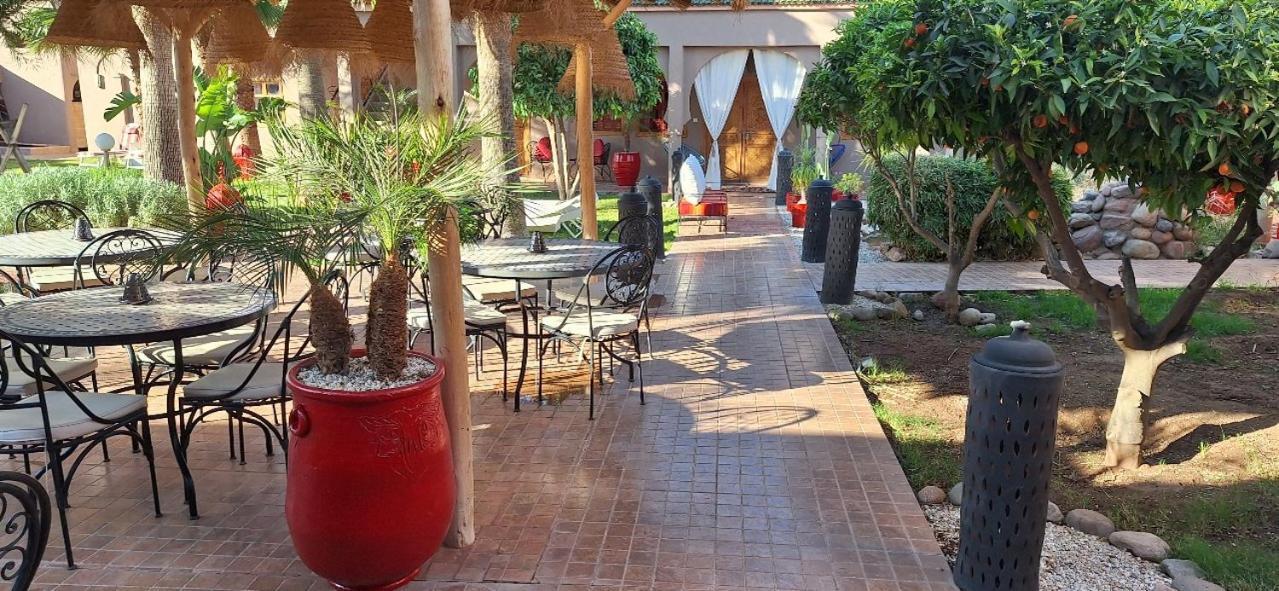 Jenny Lynn Hotel Tazrou Kültér fotó