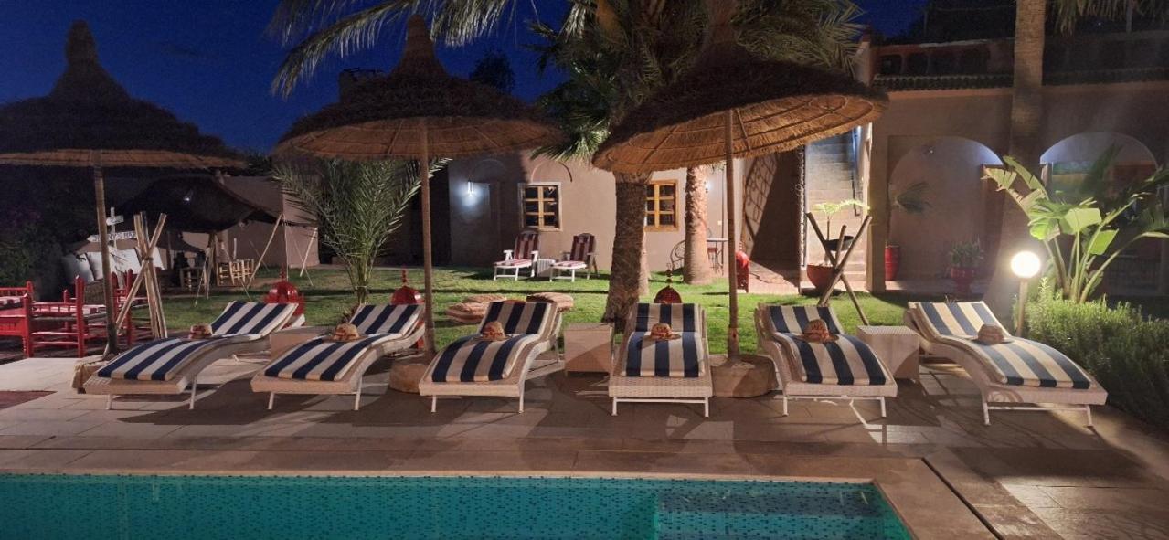 Jenny Lynn Hotel Tazrou Kültér fotó
