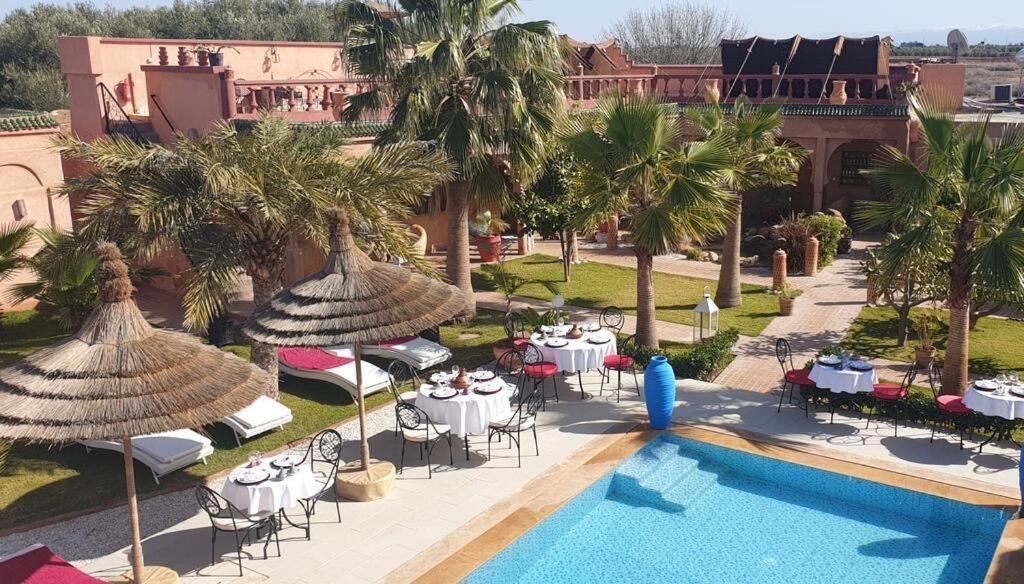 Jenny Lynn Hotel Tazrou Kültér fotó