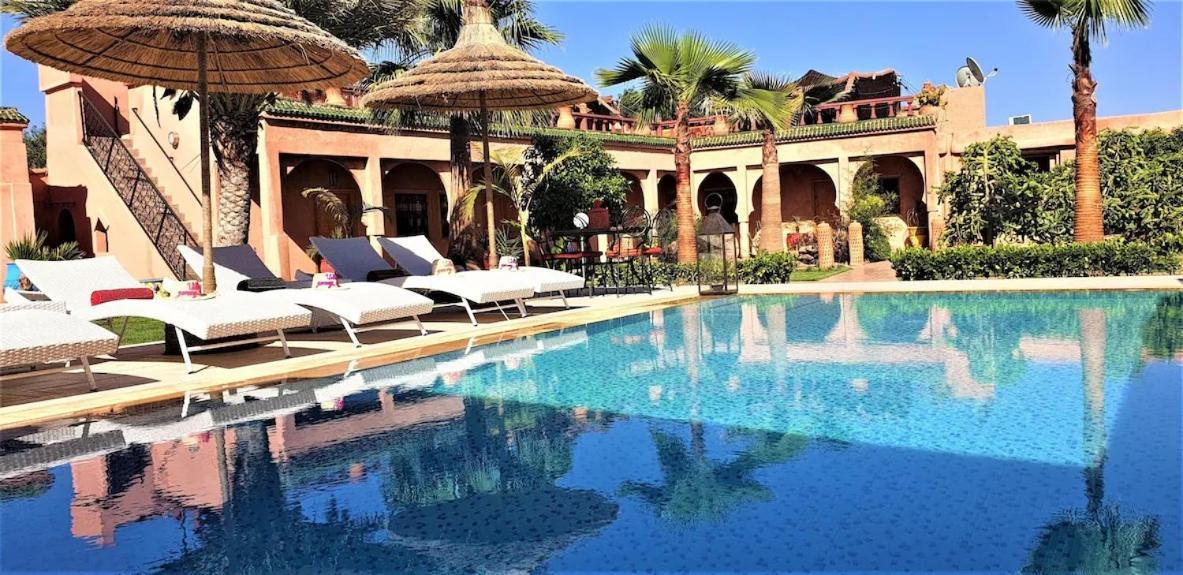 Jenny Lynn Hotel Tazrou Kültér fotó