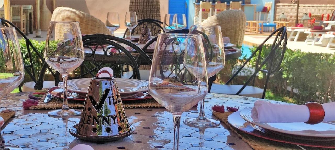Jenny Lynn Hotel Tazrou Kültér fotó