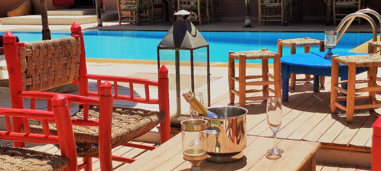 Jenny Lynn Hotel Tazrou Kültér fotó