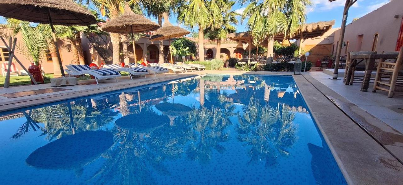 Jenny Lynn Hotel Tazrou Kültér fotó
